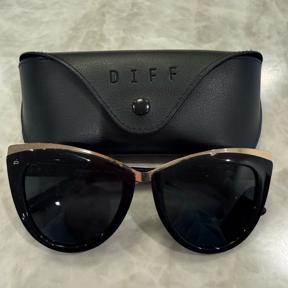 Diff Black Sunglasses with Gold Accents